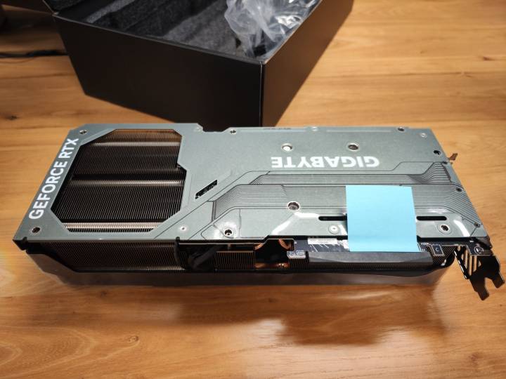 giga rtx4090 gamingoc verso leak