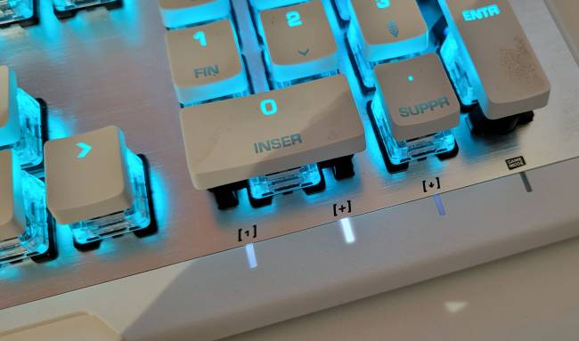 roccat vulcat 122 pac led