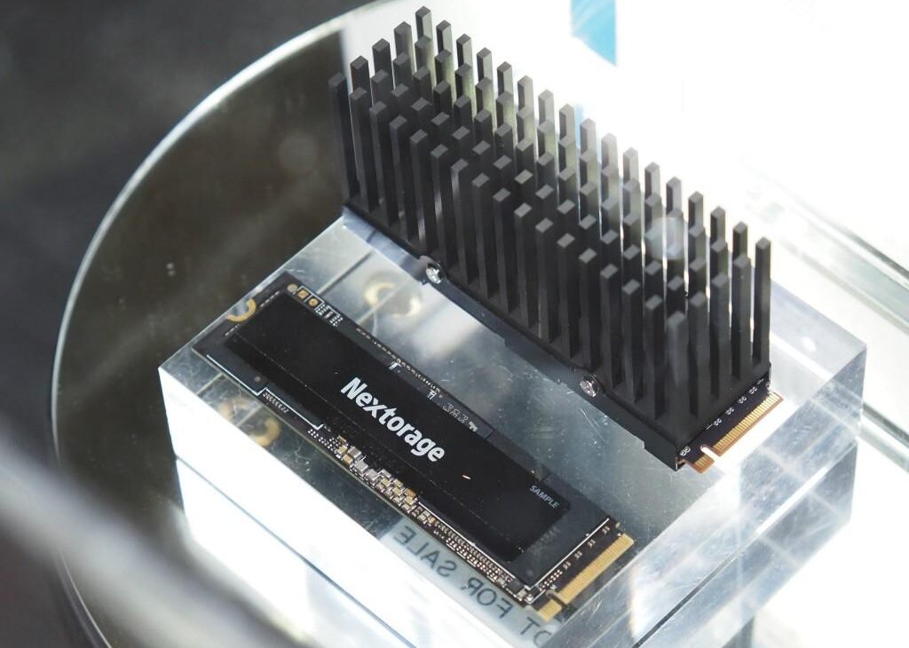 sony nextorage ssd pcie 5 0