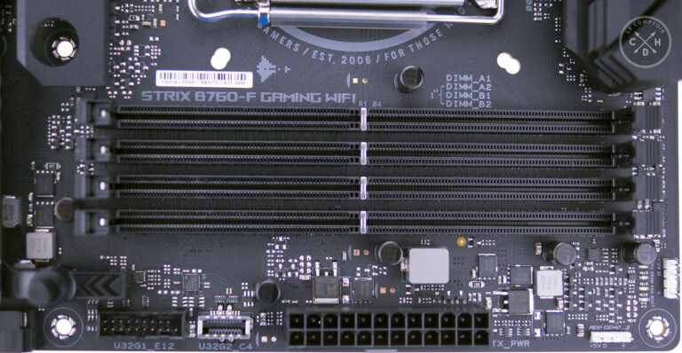 Slots DDR5 et alimentation