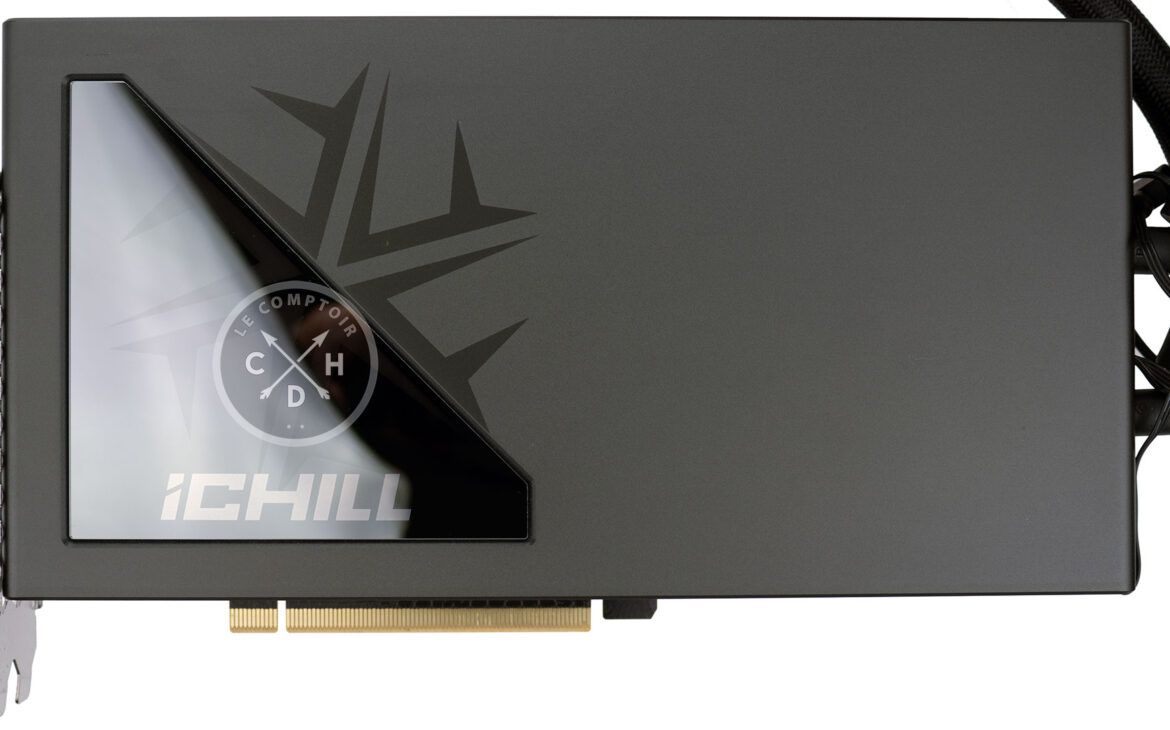 Inno3D RTX 4080 iCHILL Black : face avant