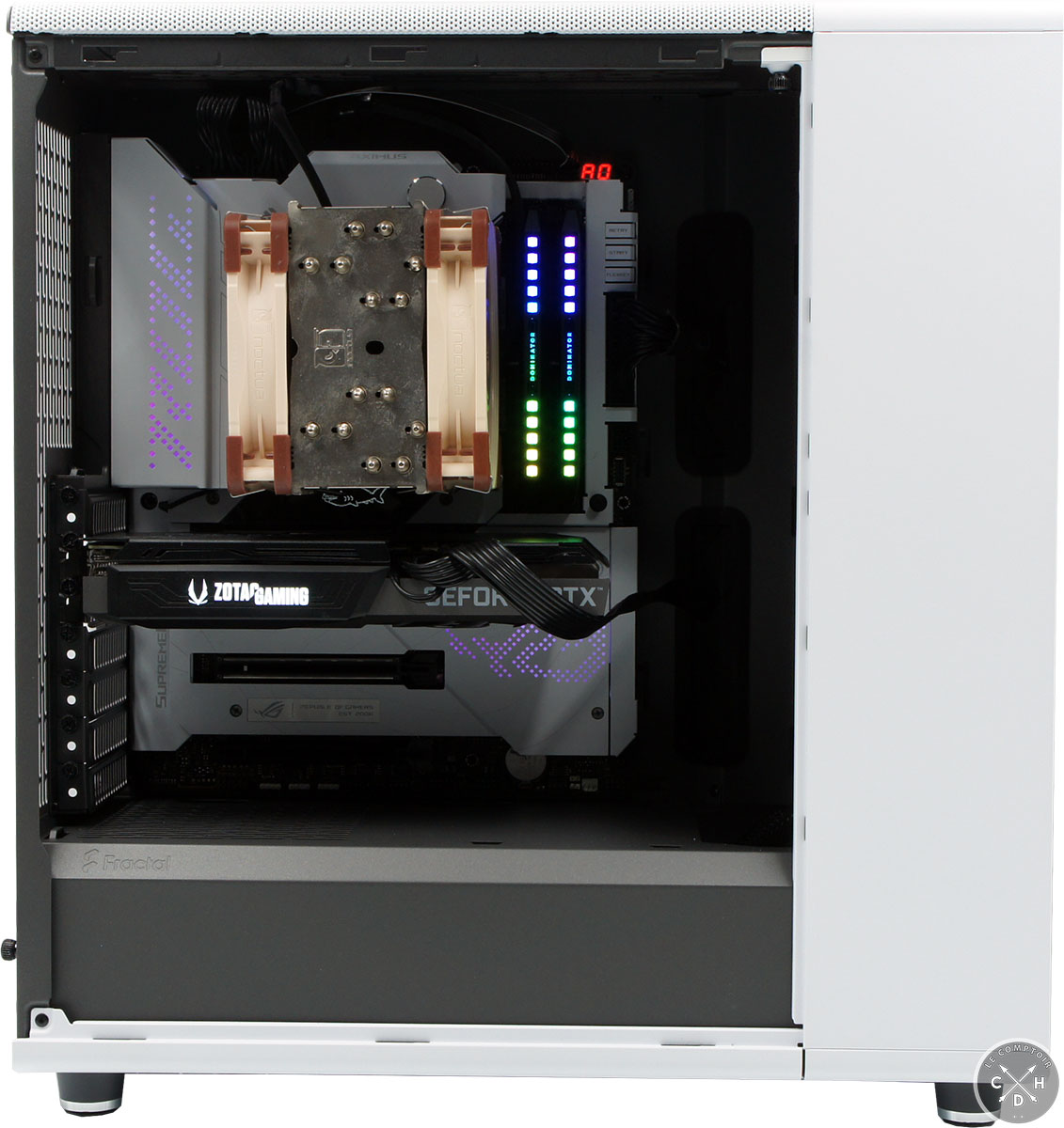 L'intérieur côté carte mère