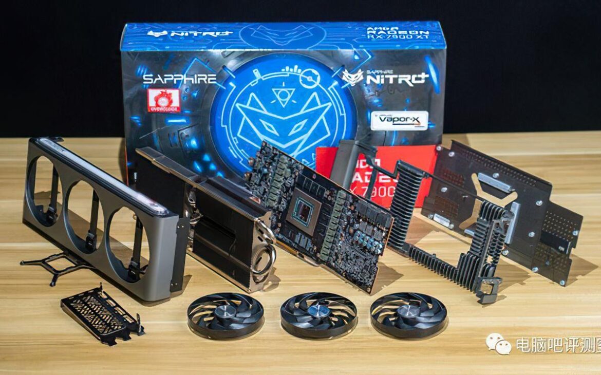 Elle est pas toute belle, en pièce détachées, cette RX 7900 XTX Nitro+ ?