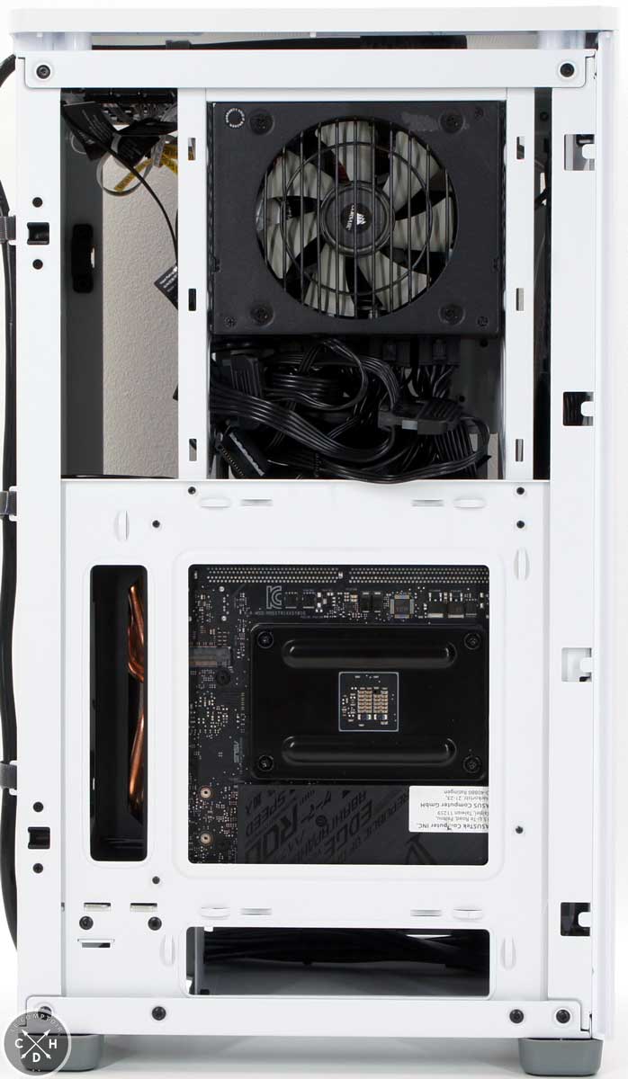 Derrière le plateau