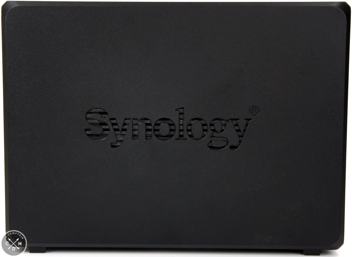 Petite vue sur le logo placé sur les côtés