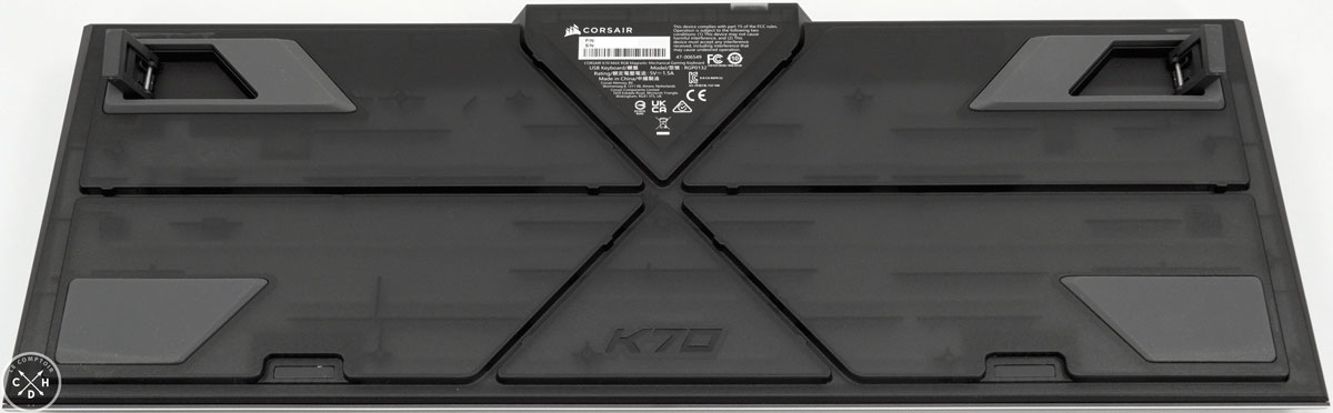 Dessous du K70 Max RGB de Corsair