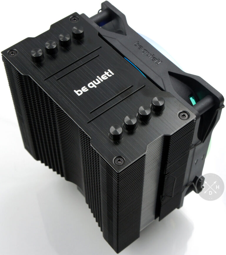 La belle finition et le design en V de l'arrière