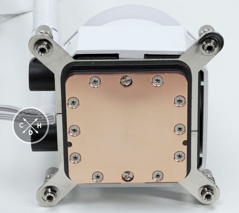 La plaque de refroidissement du kit